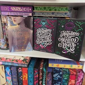 Bookish box Stars and Shadows series